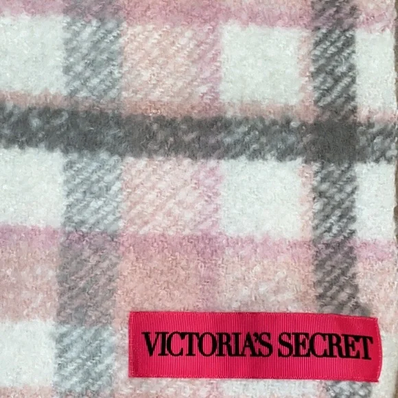 Victoria’s Secret Scarf - Picture 2 of 2